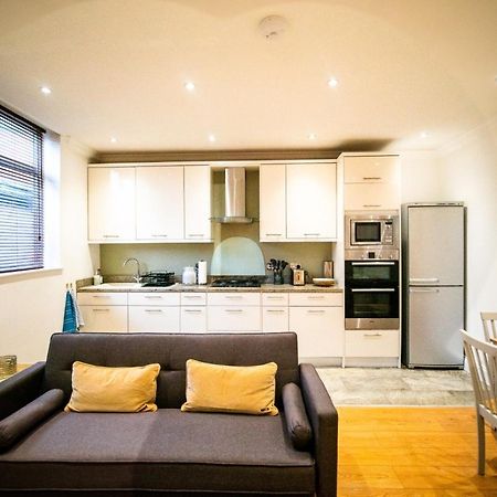 Stay With Serena Homes , One Bedroom Apartment Purley Εξωτερικό φωτογραφία